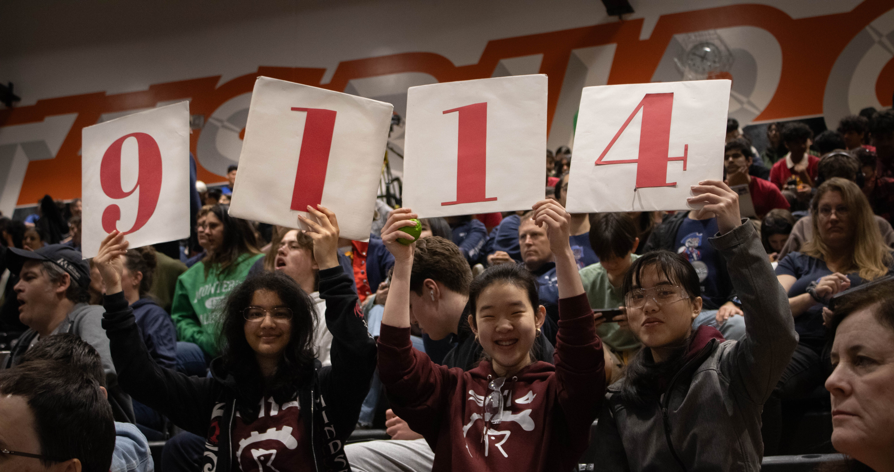 FRC 9114 team signs